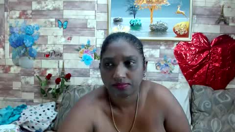 Snapshot of indianblue3 chatting on February 11, 9:31 am tracy online show from February 11, 9:31 am