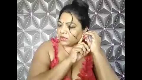 indiandelia online show from May 28, 8:45 am