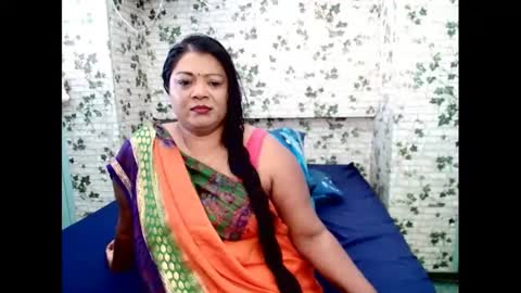 Snapshot of indiandelia chatting on January 29, 6:54 am indiandelia online show from January 29, 6:54 am