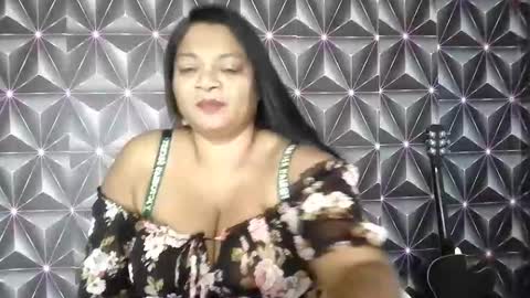indiandelia online show from May 6, 6:06 am