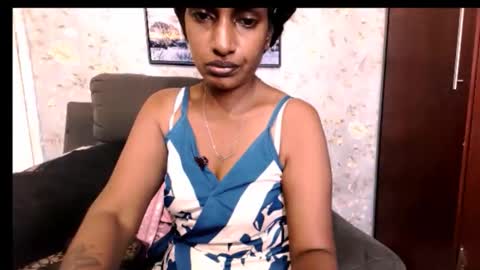 indianhoneyx online show from March 4, 7:04 am