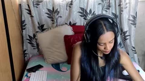 indiankatexoxo online show from January 16, 7:49 am