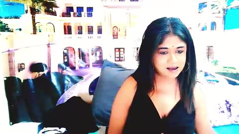 Mika online show from October 20, 8:50 am