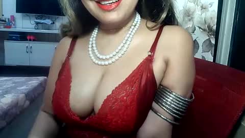 Snapshot of indianrads9 chatting on February 28, 5:59 pm Radha online show from February 28, 5:59 pm
