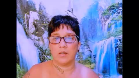 Snapshot of indianroxy07 chatting on January 22, 11:43 pm roxy online show from January 22, 11:43 pm
