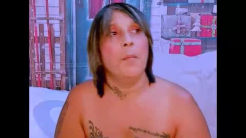 indianroxy27 online show from November 25, 6:20 pm