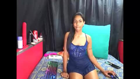 stella sexkitten online show from May 27, 7:16 am