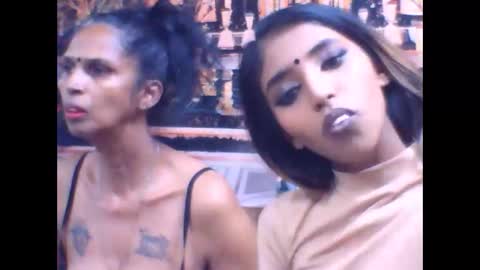 indiansexyslender4u2luv online show from September 18, 7:07 am