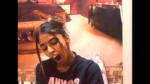 indiansexyslender4u2luv online show from September 15, 6:00 am