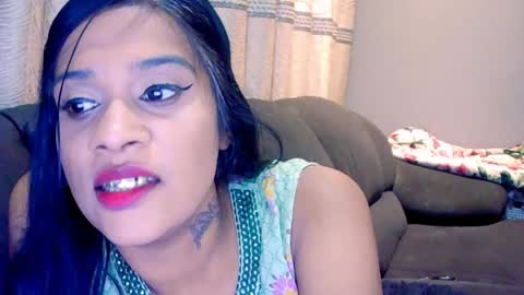 indiansexyy21 online show from July 30, 4:19 pm
