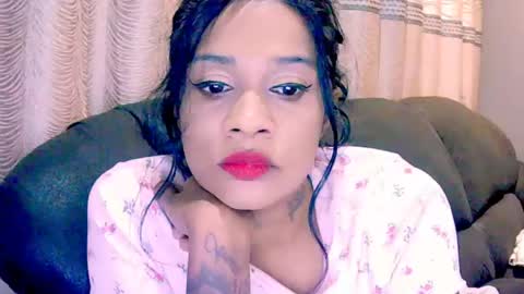 indiansexyy21 online show from July 28, 7:15 pm