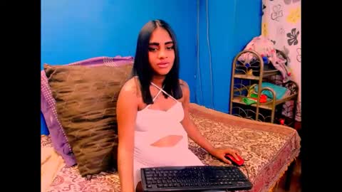 Snapshot of indiansumaya chatting on October 15, 8:17 am indiansumaya online show from October 15, 8:17 am