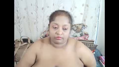 Snapshot of indiantasha chatting on September 16, 7:33 pm indiantasha online show from September 16, 7:33 pm