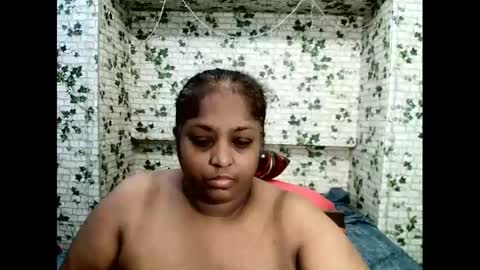 Snapshot of indiantasha chatting on February 8, 10:18 am indiantasha online show from February 8, 10:18 am