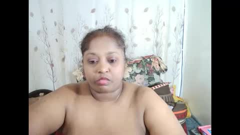Snapshot of indiantasha chatting on September 25, 7:01 pm indiantasha online show from September 25, 7:01 pm