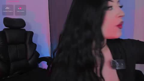 Hey  Im Indie follow me on my instagram  online show from January 16, 10:06 pm