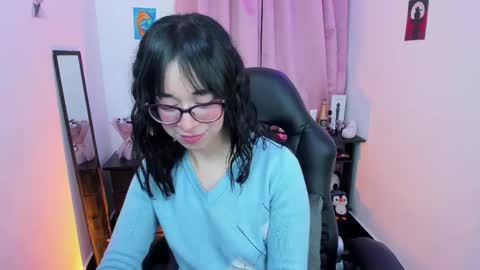 Snapshot of indra_cam chatting on February 21, 5:13 am Diana online show from February 21, 5:13 am