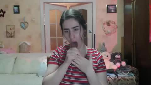 Snapshot of inelika chatting on October 7, 10:14 pm Inna online show from October 7, 10:14 pm