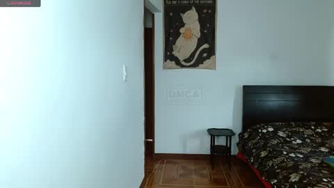 Valerie online show from April 19, 6:10 pm