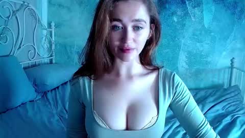 Snapshot of innnita chatting on September 15, 3:42 pm Lina online show from September 15, 3:42 pm