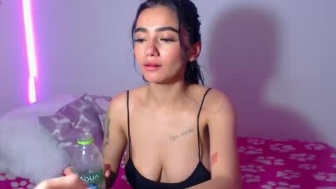 Abril online show from December 23, 2:37 am