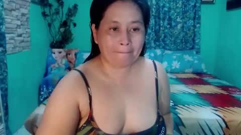 Snapshot of inocent_joy chatting on January 5, 1:15 pm inocent_joy online show from January 5, 1:15 pm