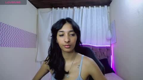 Snapshot of inocent_luna chatting on December 6, 1:00 pm Luna moon online show from December 6, 1:00 pm