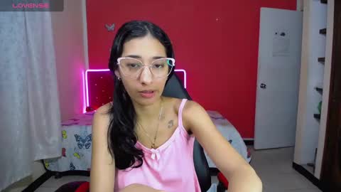 Snapshot of inocent_luna chatting on March 12, 8:30 am Luna moon online show from March 12, 8:30 am