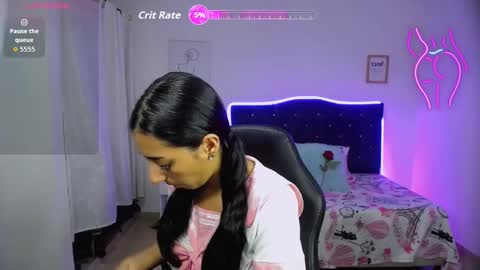 Snapshot of inocent_luna chatting on October 19, 6:48 am Luna moon online show from October 19, 6:48 am