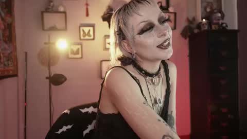   SANIA  online show from March 17, 5:06 pm