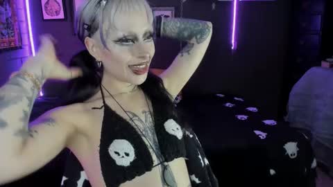   SANIA  online show from November 5, 5:51 pm