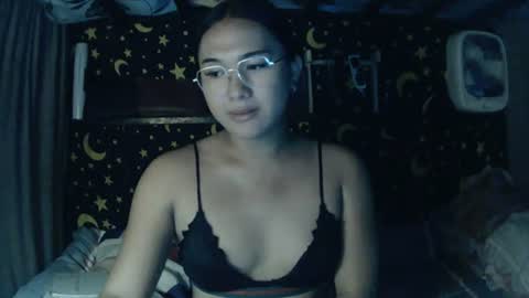 MAXINE online show from June 12, 8:22 am