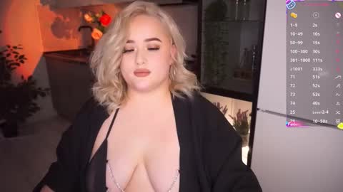Snapshot of irena_barr18 chatting on October 10, 5:07 pm Irena Barr online show from October 10, 5:07 pm