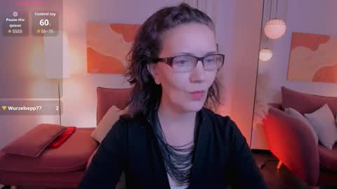 Irene online show from October 19, 1:46 pm