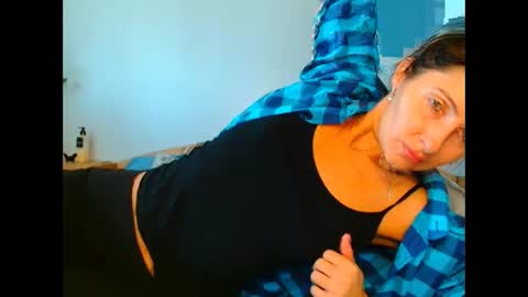 Snapshot of irina9793 chatting on October 15, 9:12 am irina online show from October 15, 9:12 am