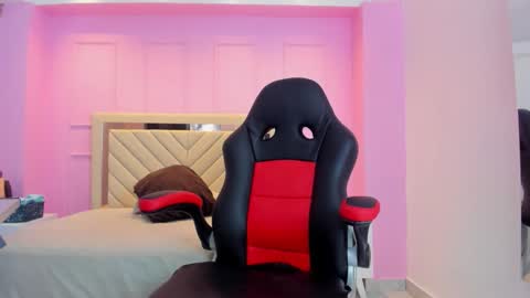 irina_palvin online show from March 26, 12:40 pm