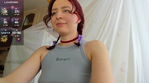 Snapshot of iris_crispy chatting on December 21, 9:33 am Iris online show from December 21, 9:33 am
