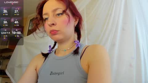 Snapshot of iris_crispy chatting on December 23, 9:27 am Iris online show from December 23, 9:27 am