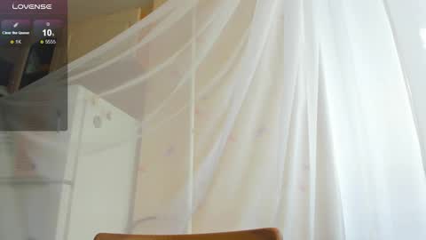 Snapshot of iris_crispy chatting on March 12, 7:02 am Iris online show from March 12, 7:02 am