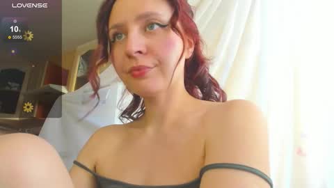 Snapshot of iris_crispy chatting on October 3, 8:08 am Iris online show from October 3, 8:08 am