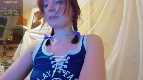 Snapshot of iris_crispy chatting on December 17, 10:43 pm Iris online show from December 17, 10:43 pm