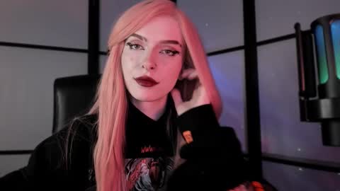 Miss Iris Fansly Miss Iris new inst.  online show from February 21, 12:17 pm