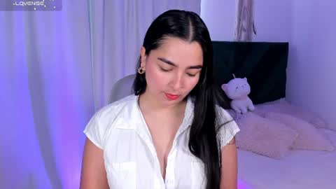 Iris Moira  online show from July 18, 12:51 pm