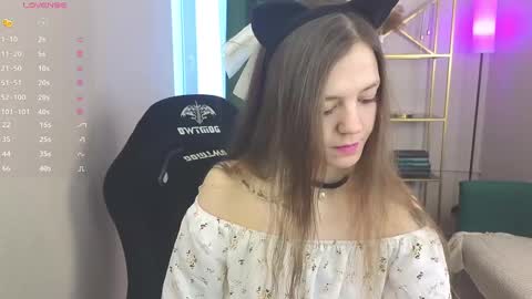 Snapshot of iriss_miller chatting on February 11, 10:58 am Im your queen Iriss online show from February 11, 10:58 am