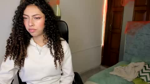 Snapshot of irix_moon chatting on October 9, 5:11 am irix_moon online show from October 9, 5:11 am