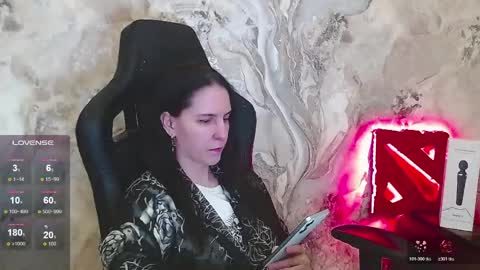 Irwi Tomboy online show from May 12, 5:52 pm