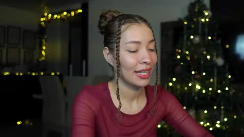 isa_____ online show from December 20, 3:32 am