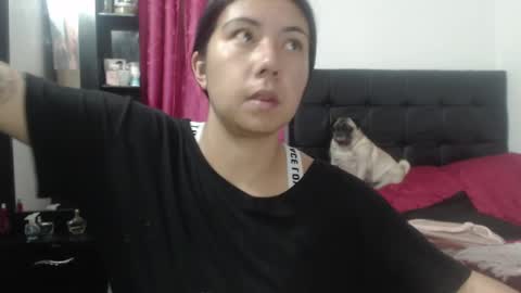 Snapshot of isa_mey chatting on January 10, 2:35 am Isa online show from January 10, 2:35 am