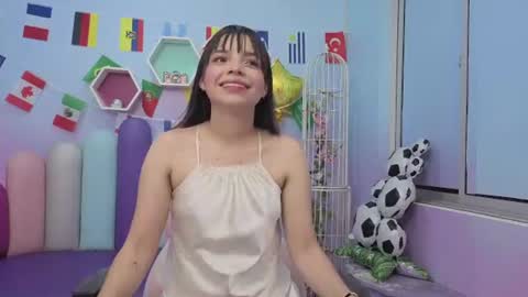 Isaa Skinny  online show from July 21, 3:51 am