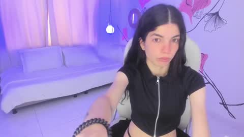 Snapshot of isabela_fiorelli chatting on March 4, 12:33 pm isabela_fiorelli online show from March 4, 12:33 pm